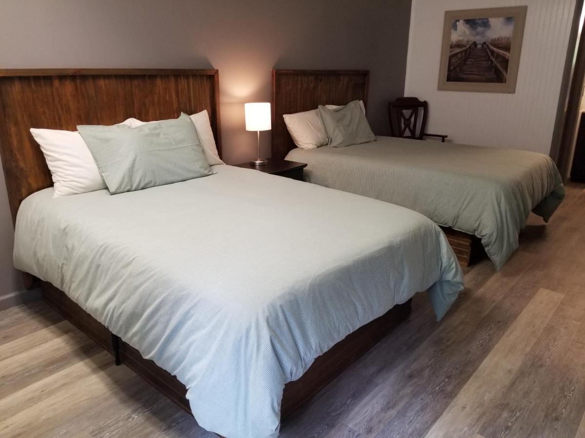 Blue Sky Inn- Complimentary Happy Hour Th-Sun, Veteran Owned, Full Breakfast, Best Green Space, 1 Mile From Blue Ridge, Fire Pit 외부 사진